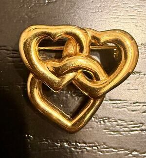 Vintage Signed Monet Gold Tone Double Heart Love Brooch